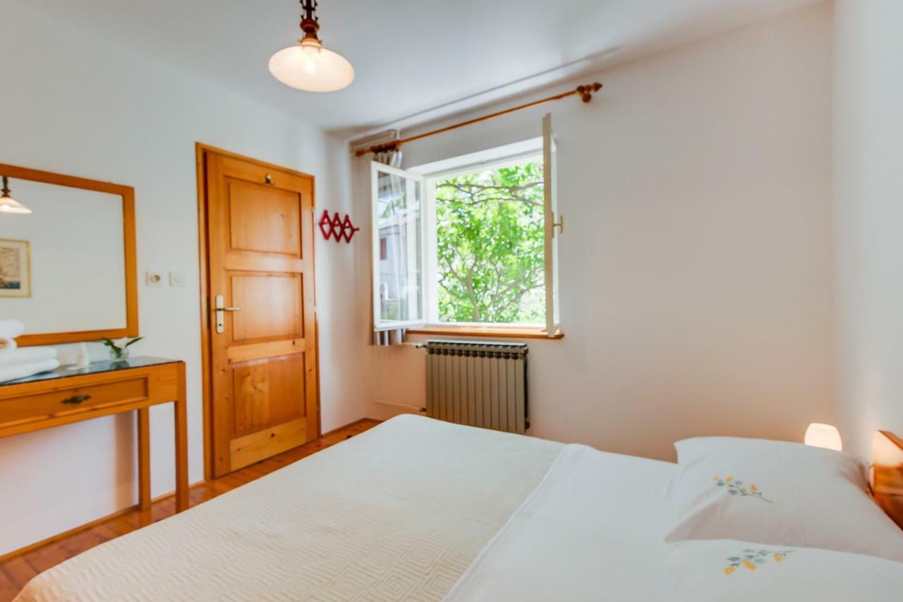 Apartman Pia مالي لوشينغْ المظهر الخارجي الصورة